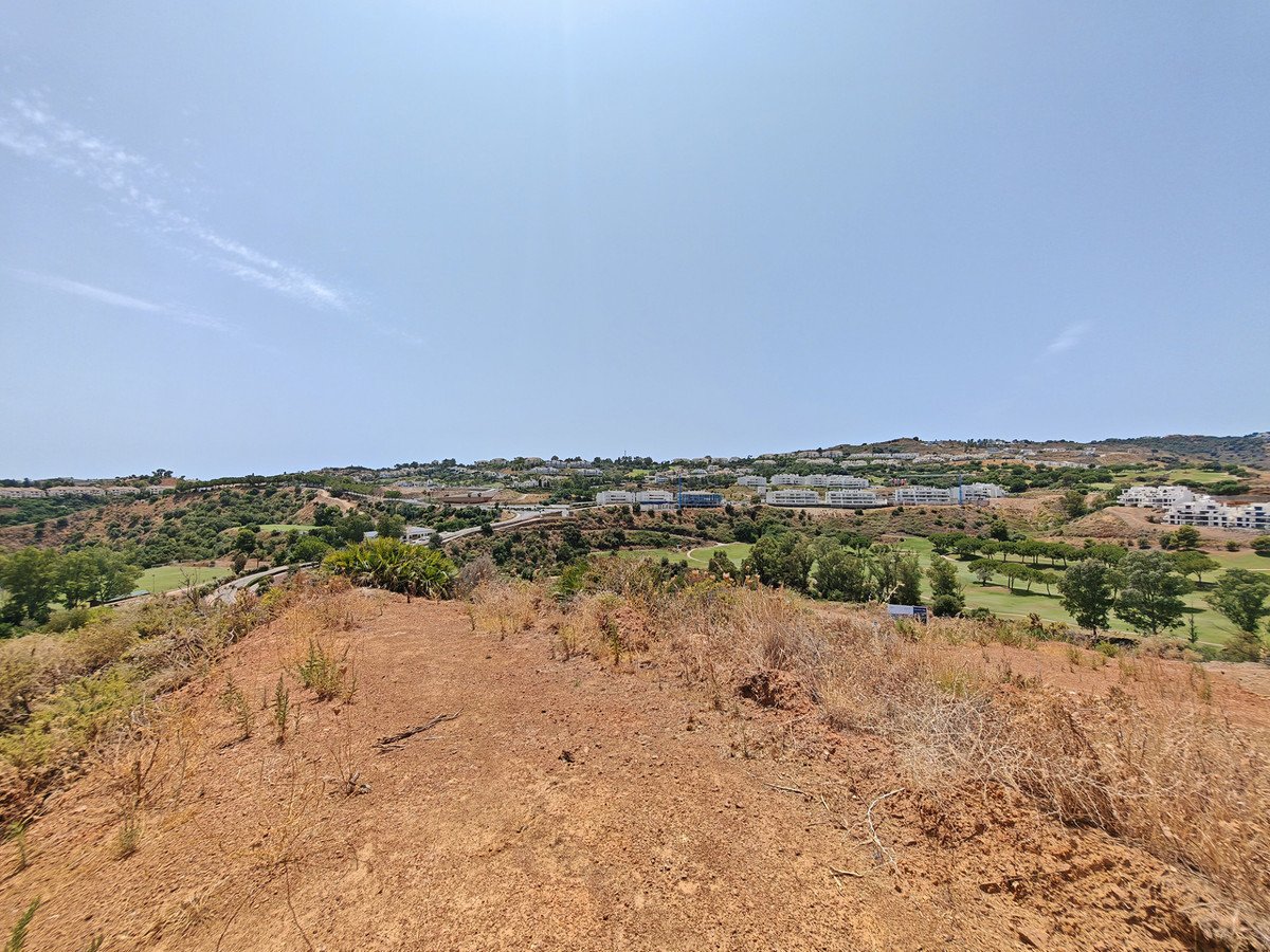4 Bed Residential Plot in La Cala Golf