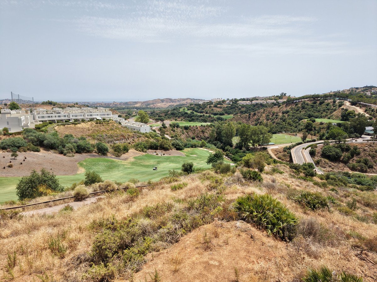 4 Bed Residential Plot in La Cala Golf