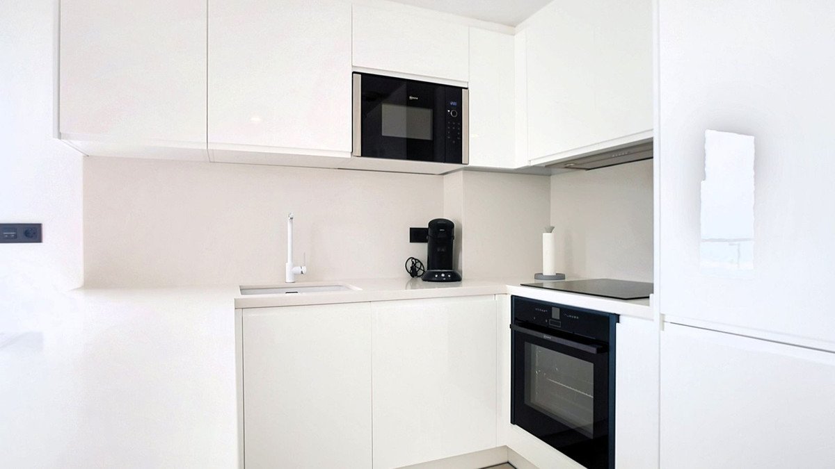 2 Bed Middle Floor Apartment in Fuengirola