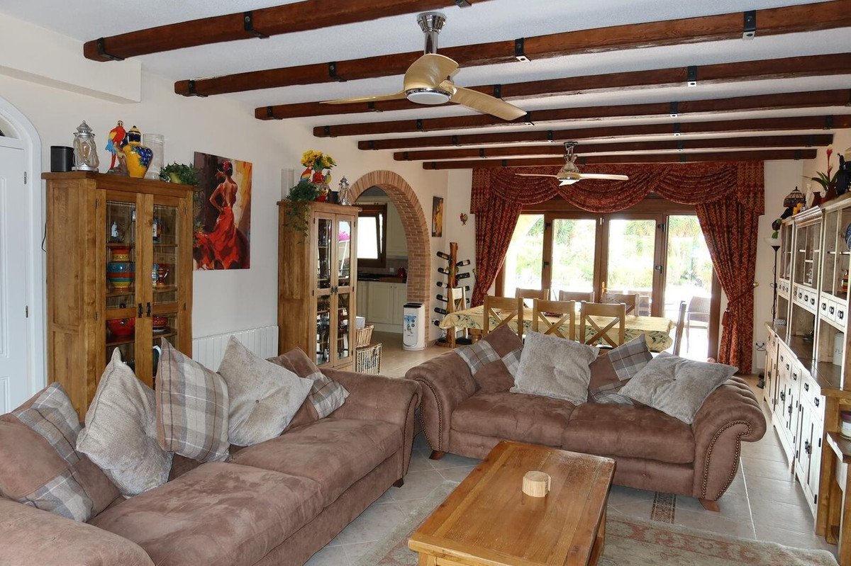 4 Bed Finca - Cortijo in Orihuela
