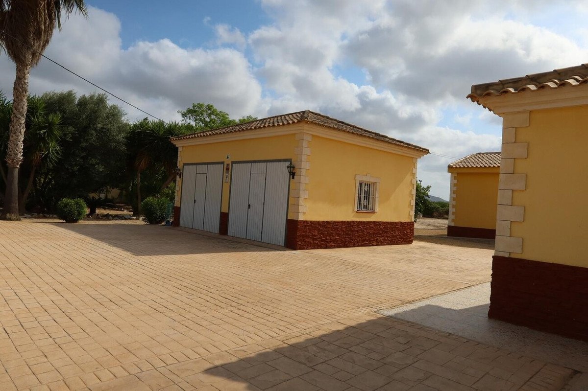 4 Bed Finca - Cortijo in Orihuela