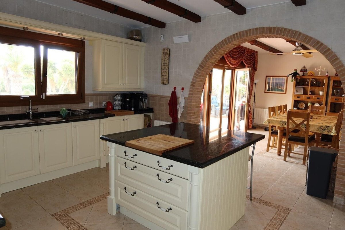 4 Bed Finca - Cortijo in Orihuela