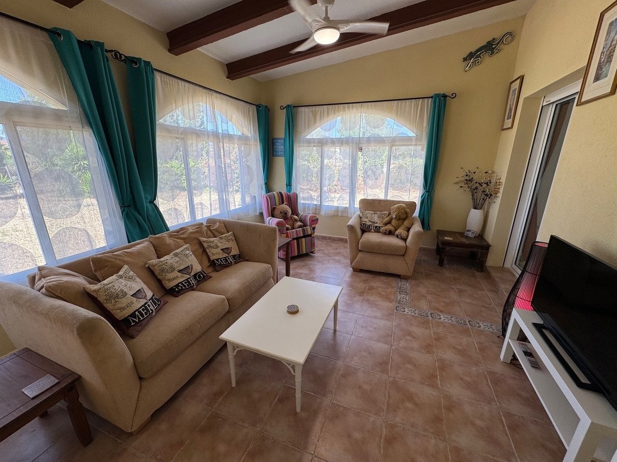 7 Bed Detached Villa in Turre