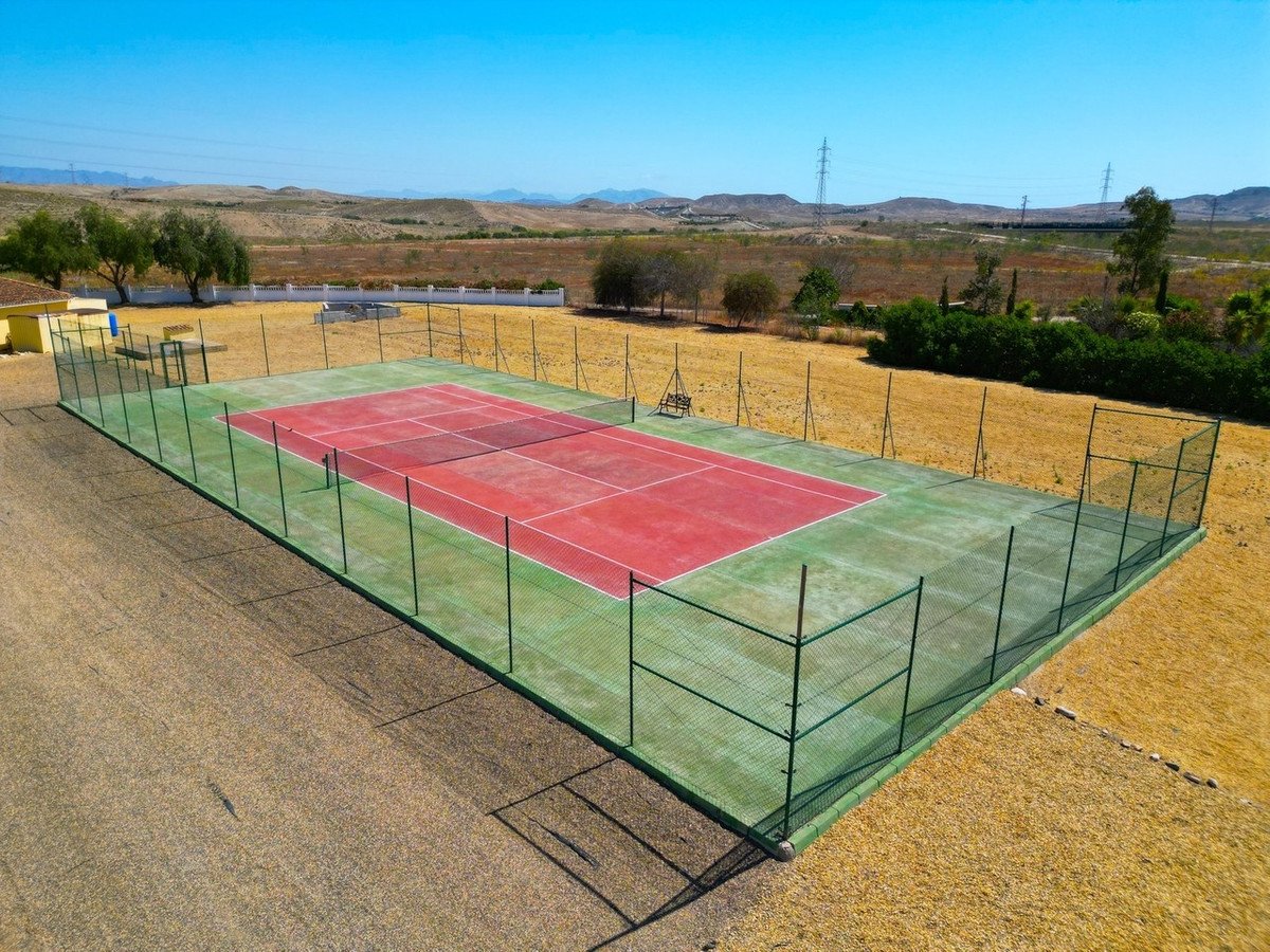 7 Bed Detached Villa in Turre