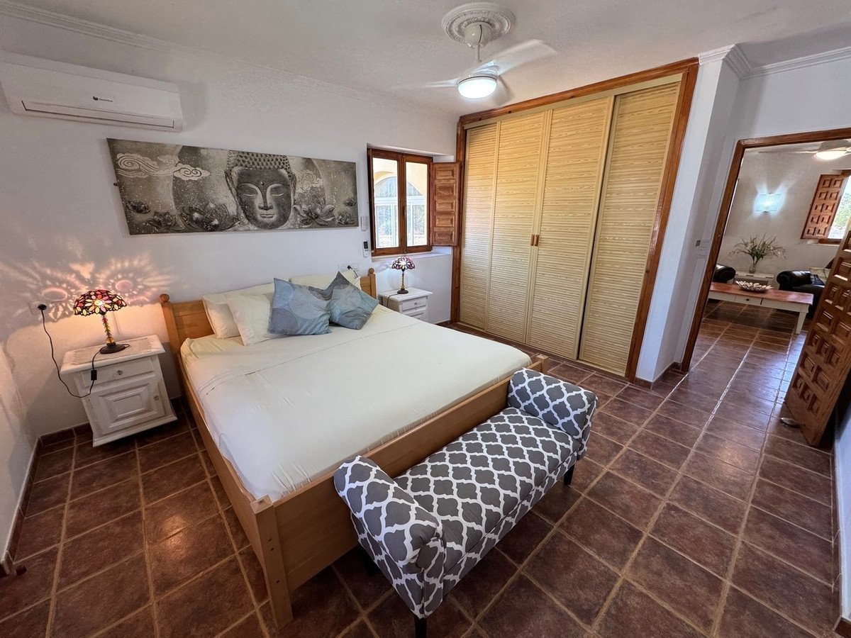 7 Bed Detached Villa in Turre