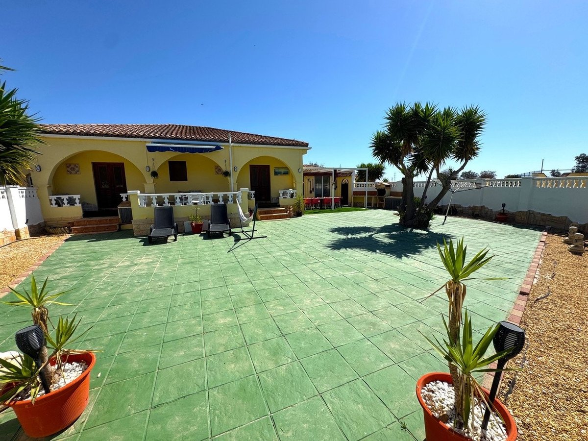 7 Bed Detached Villa in Turre