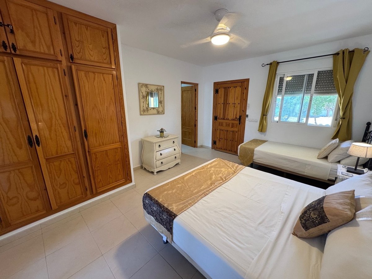7 Bed Detached Villa in Turre