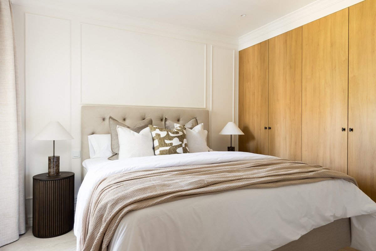 3 Bed Middle Floor Apartment in Nueva Andalucía
