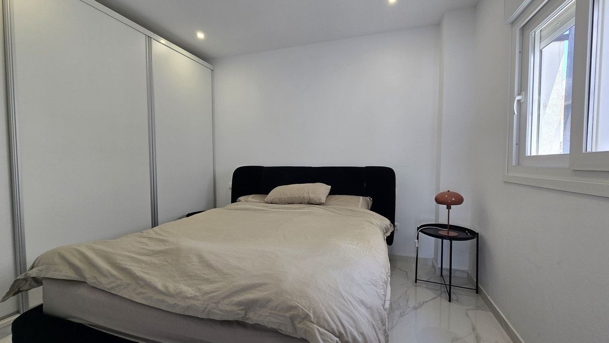 9 Bed Apartment Complex in San Pedro de Alcántara