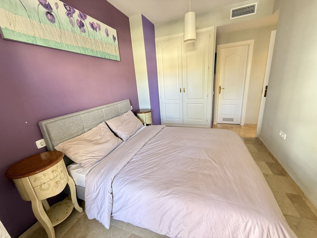 2 Bed Middle Floor Apartment in Manilva