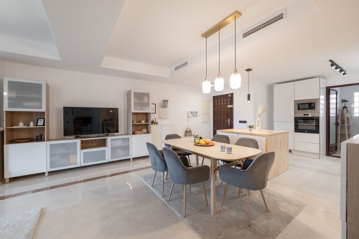 2 Bed Ground Floor Apartment in La Mairena