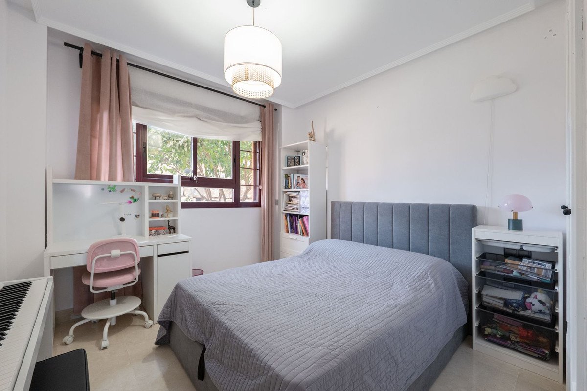 2 Bed Ground Floor Apartment in La Mairena