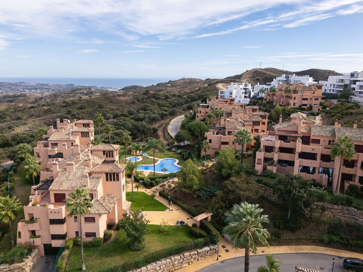 2 Bed Ground Floor Apartment in La Mairena
