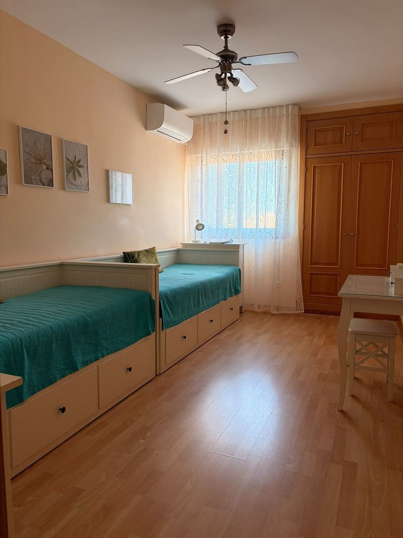 2 Bed Middle Floor Apartment in Marbella