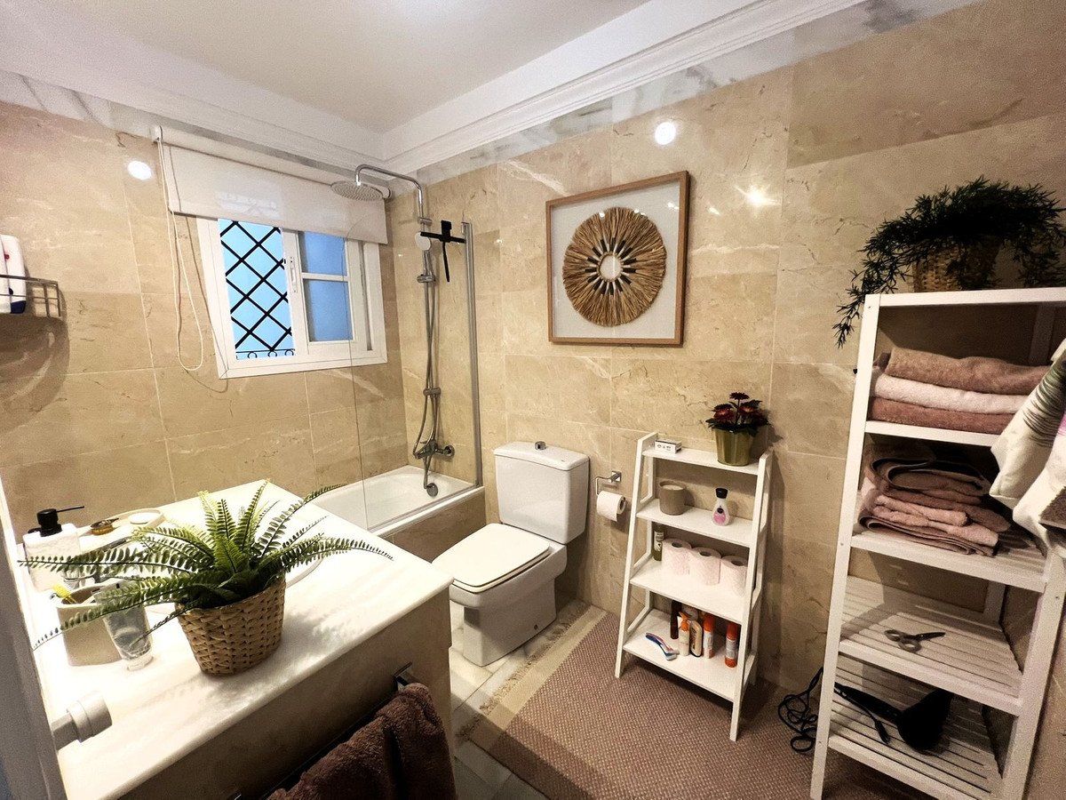 2 Bed Duplex in El Paraiso