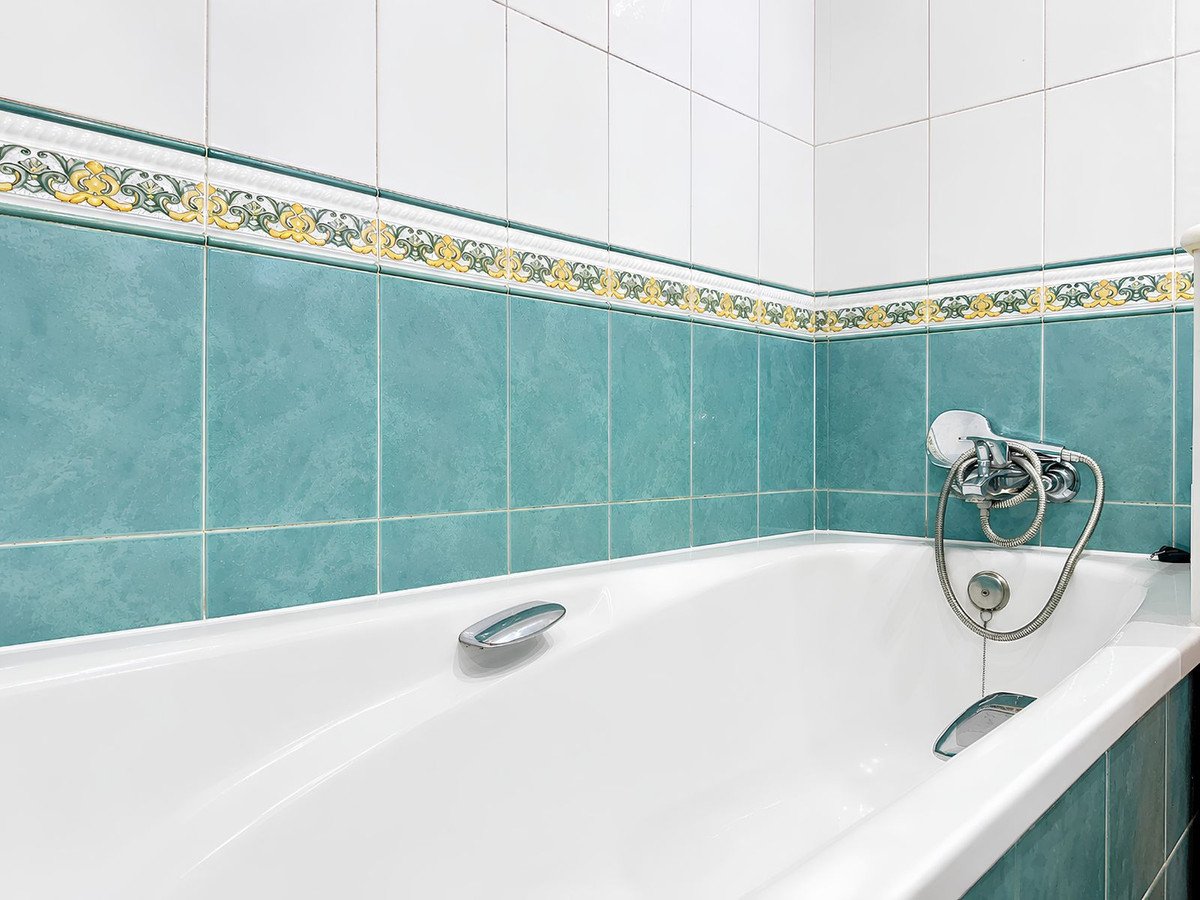 2 Bed Middle Floor Apartment in El Chaparral