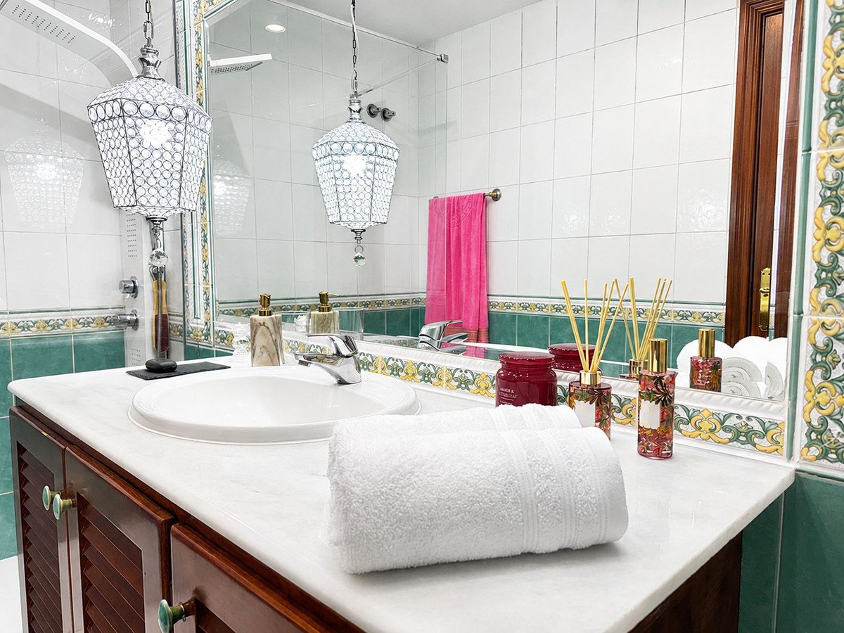 2 Bed Middle Floor Apartment in El Chaparral
