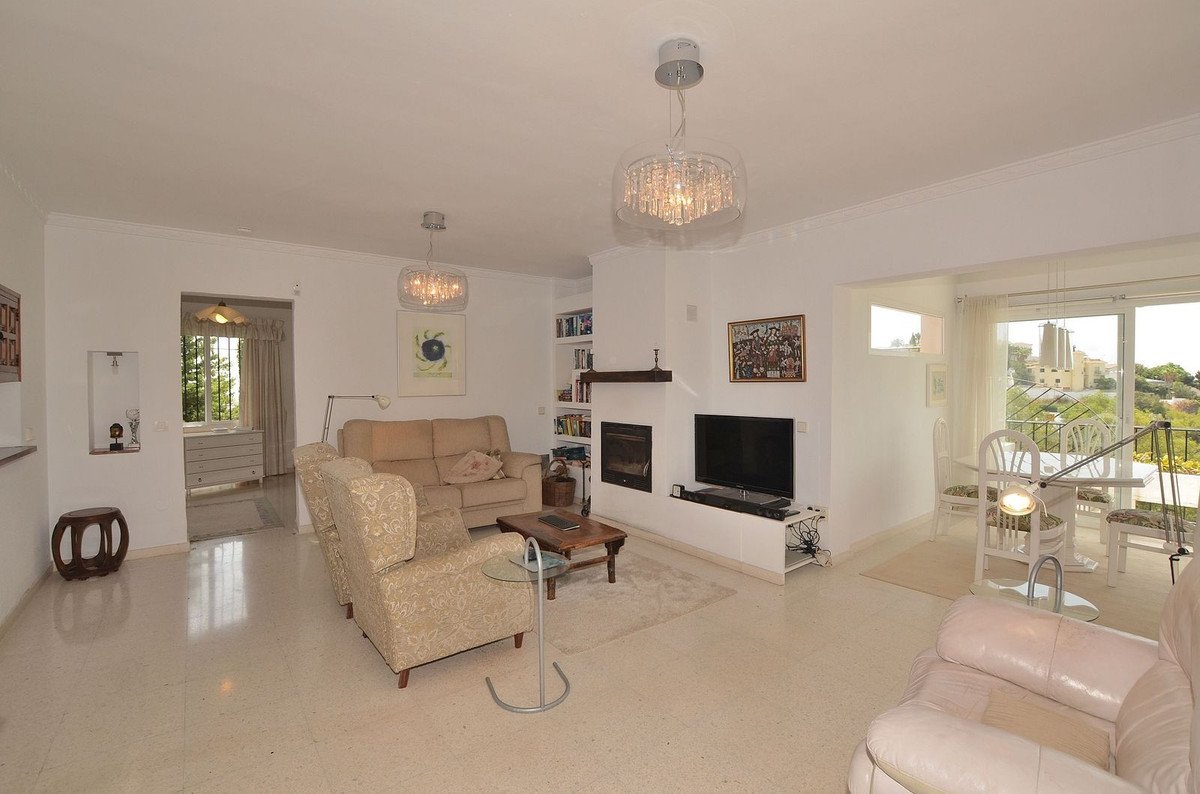 3 Bed Detached Villa in Benalmadena Costa