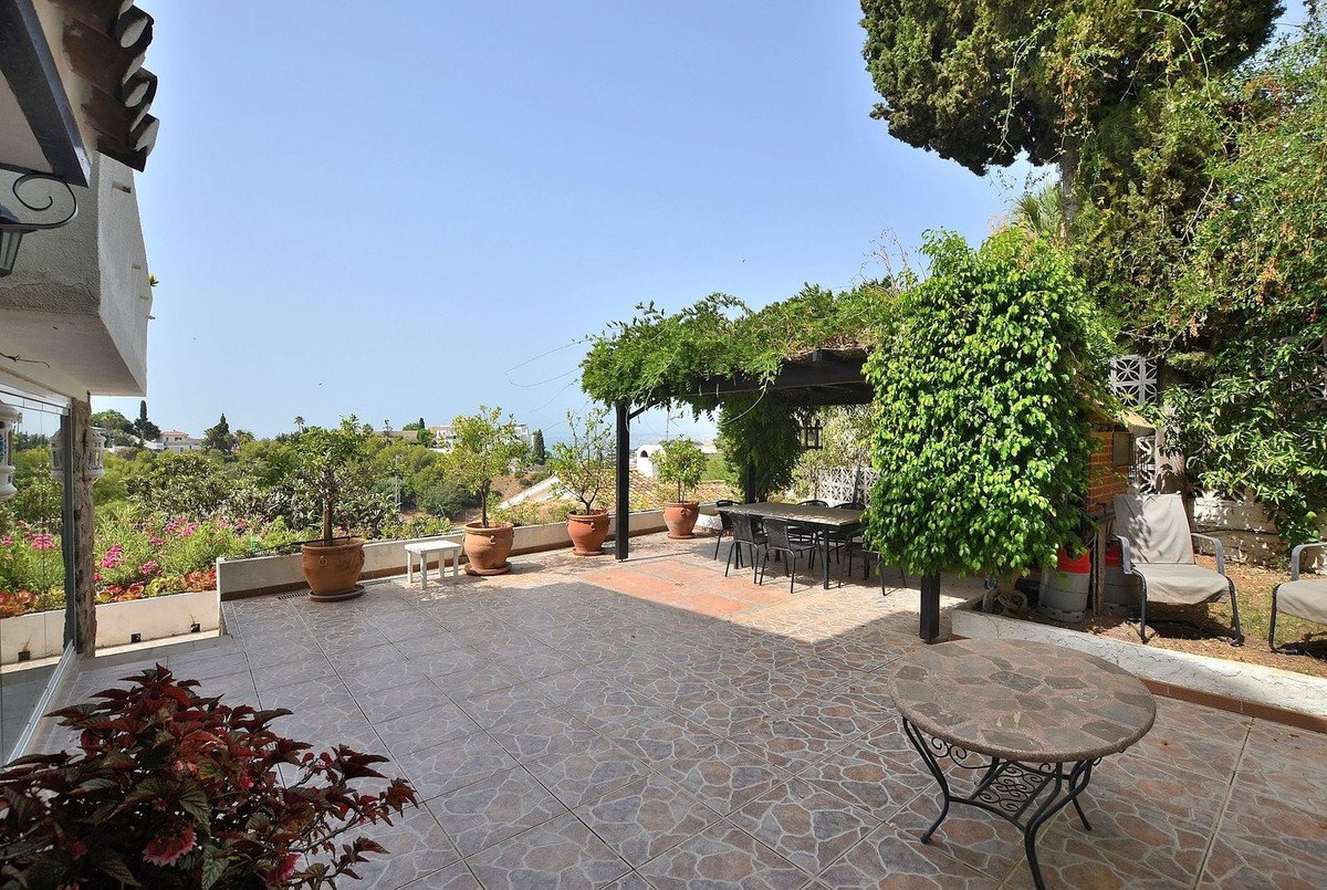 3 Bed Detached Villa in Benalmadena Costa