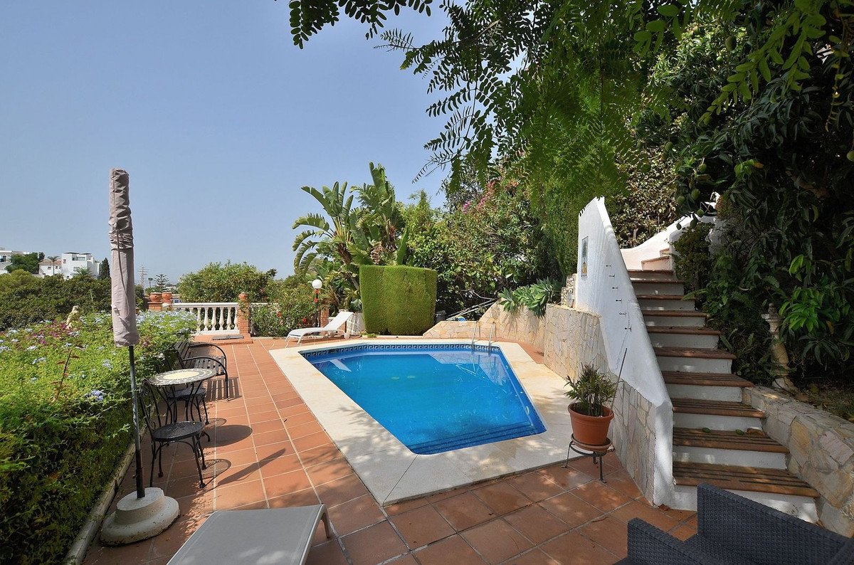 3 Bed Detached Villa in Benalmadena Costa