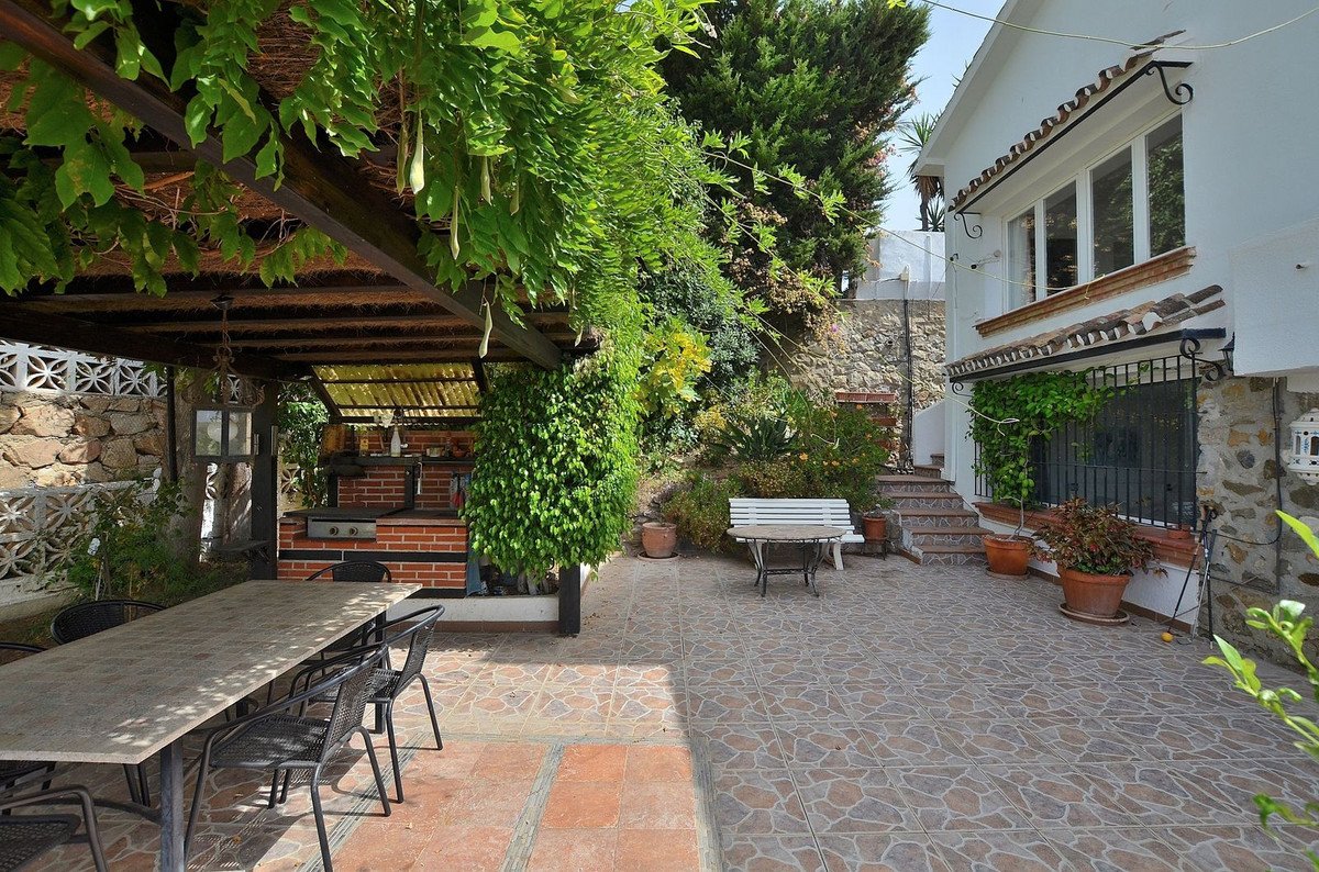 3 Bed Detached Villa in Benalmadena Costa