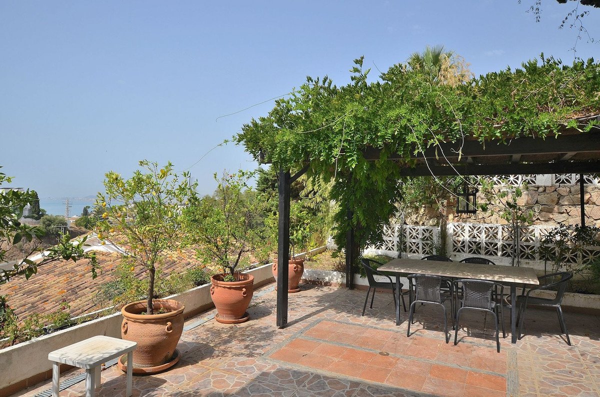 3 Bed Detached Villa in Benalmadena Costa