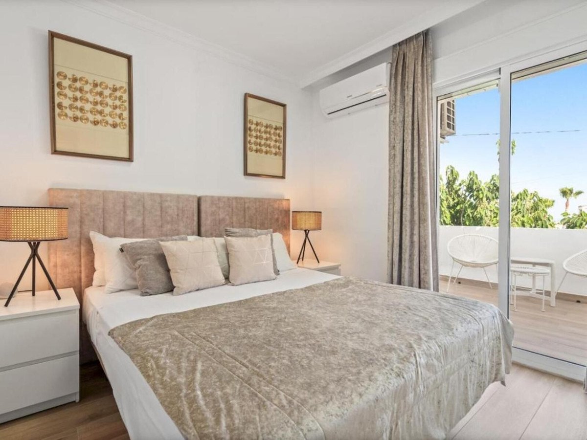 6 Bed Detached Villa in Marbella