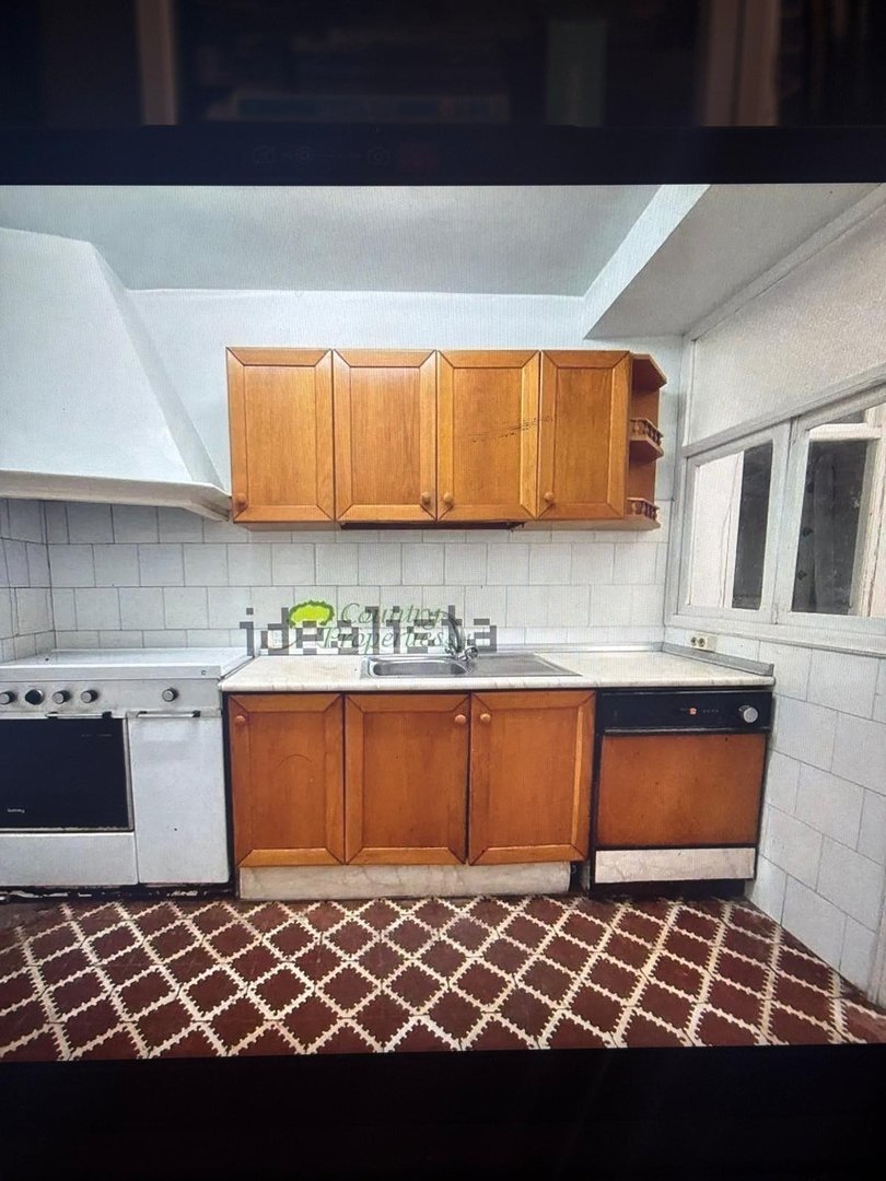5 Bed Semi-Detached House in Cómpeta