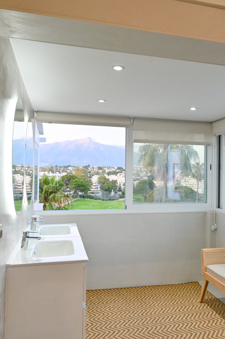 3 Bed Semi-Detached House in Guadalmina Alta