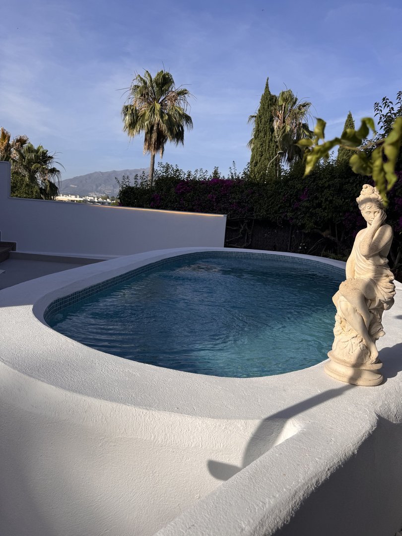 3 Bed Semi-Detached House in Guadalmina Alta
