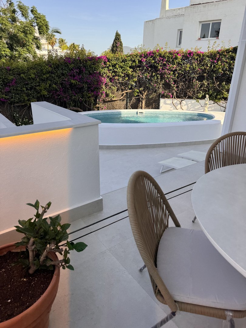 3 Bed Semi-Detached House in Guadalmina Alta
