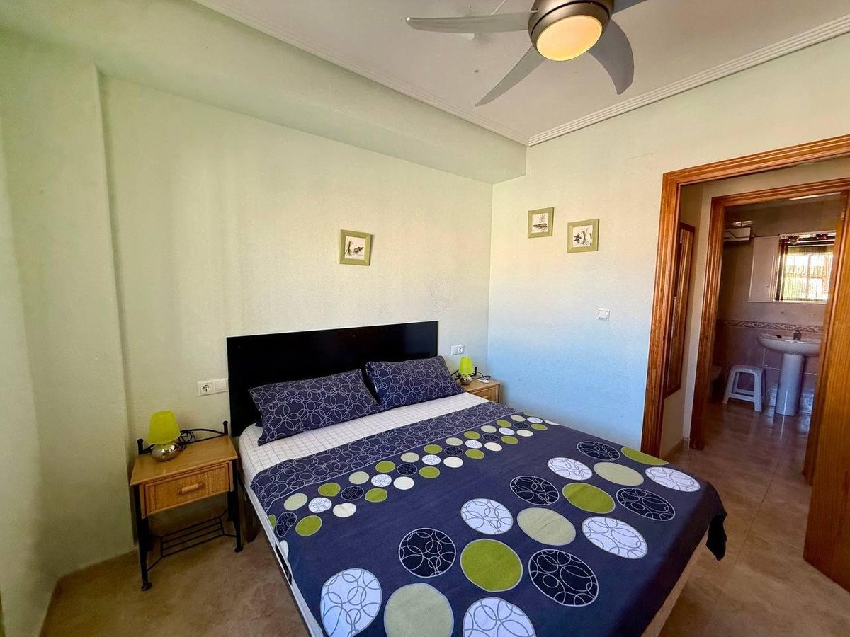2 Bed Middle Floor Apartment in Orihuela