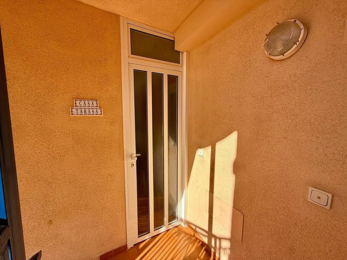 2 Bed Middle Floor Apartment in Orihuela