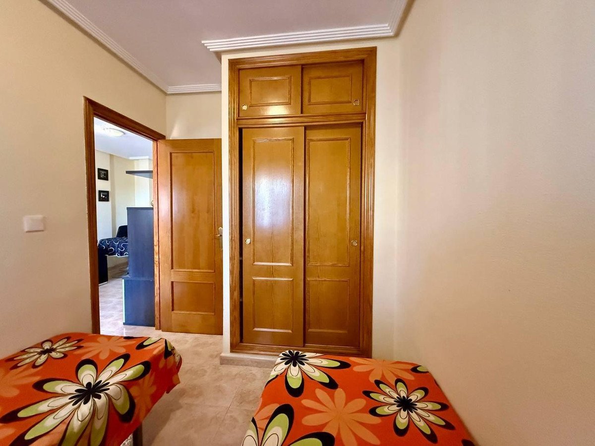 2 Bed Middle Floor Apartment in Orihuela