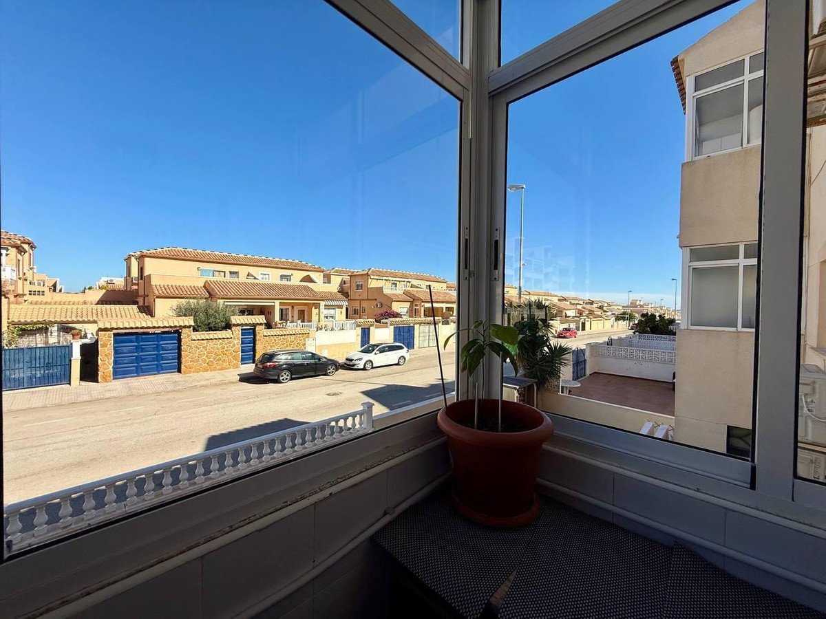 2 Bed Middle Floor Apartment in Orihuela
