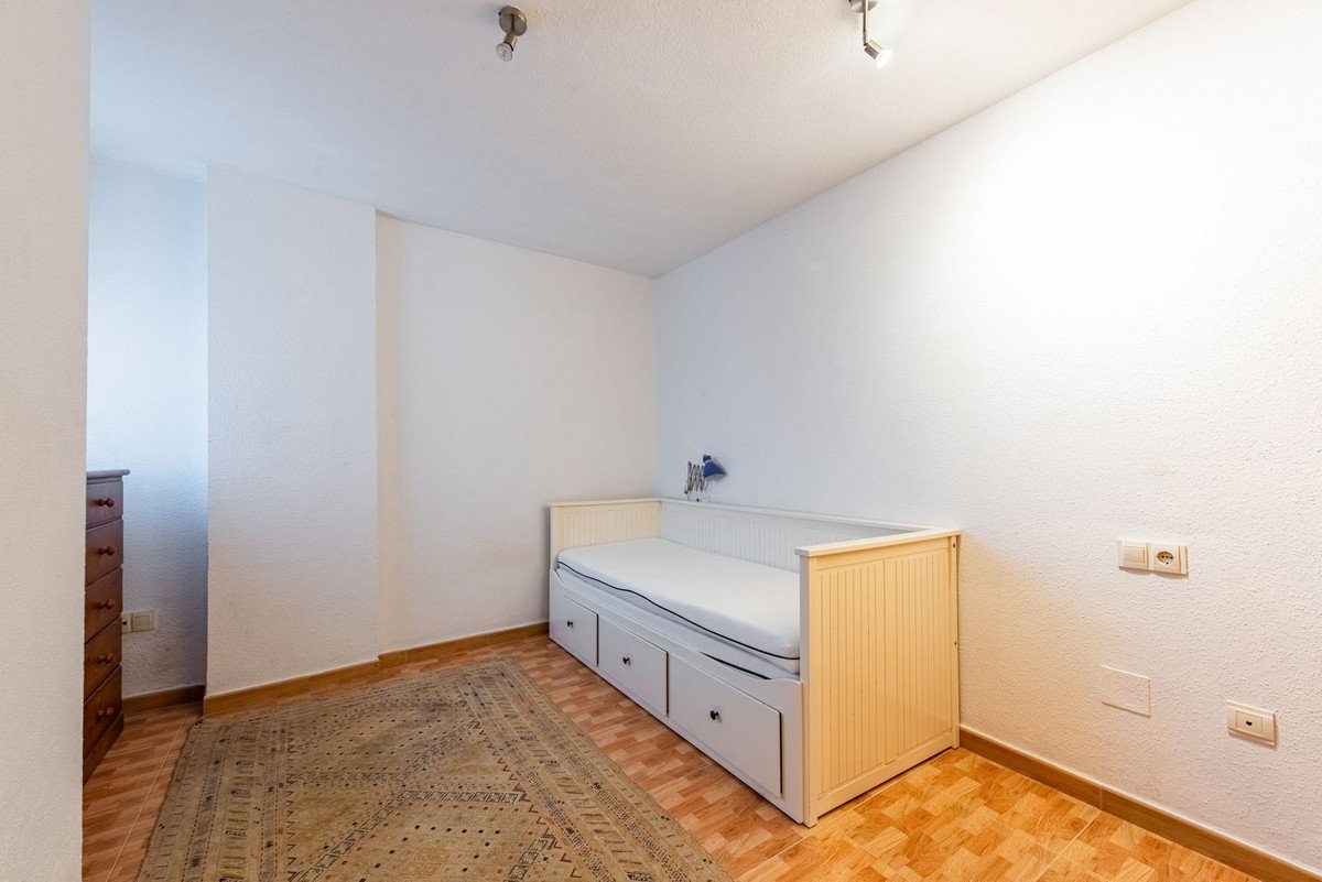 1 Bed Ground Floor Apartment in Benahavís