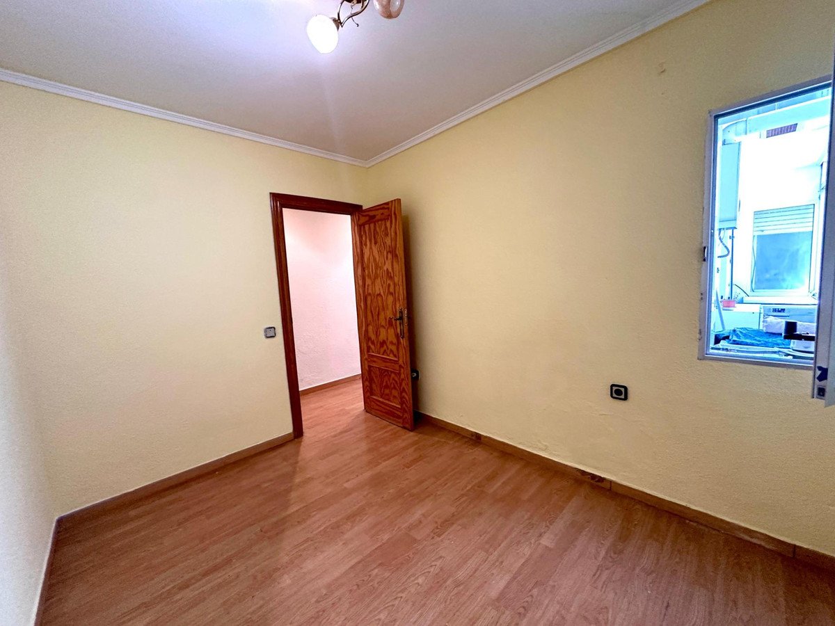 3 Bed Middle Floor Apartment in Alicante