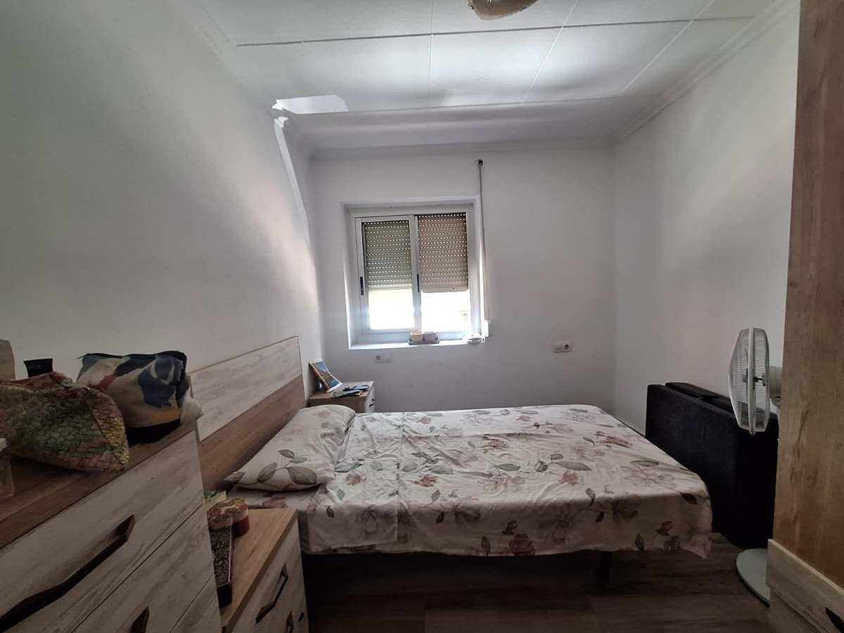 3 Bed Middle Floor Apartment in Alicante