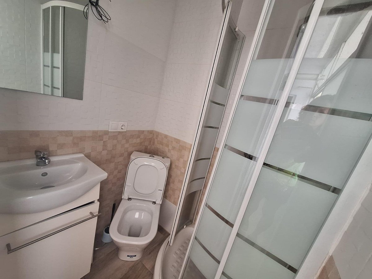 3 Bed Middle Floor Apartment in Alicante