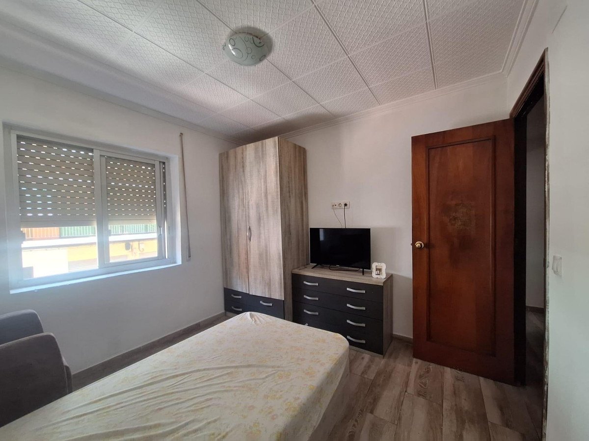 3 Bed Middle Floor Apartment in Alicante