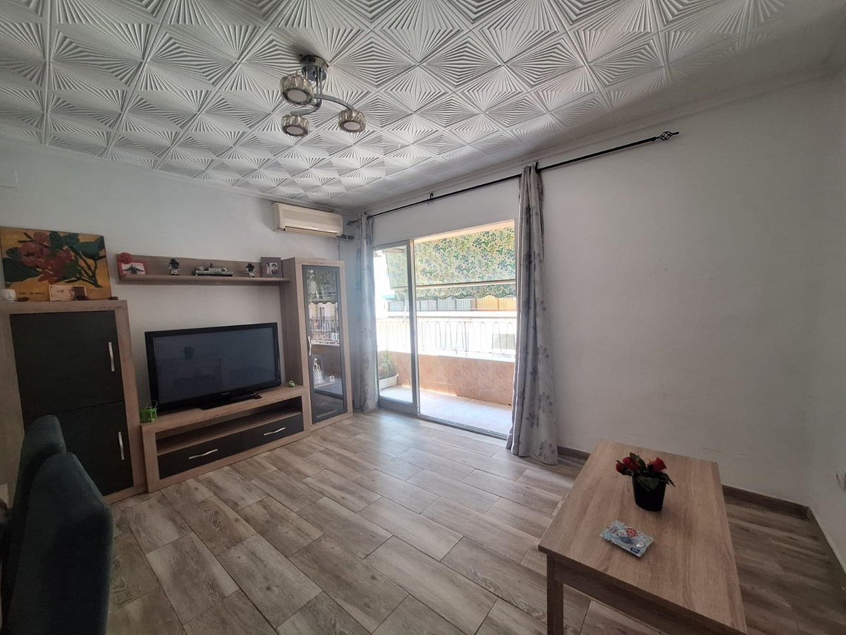 3 Bed Middle Floor Apartment in Alicante