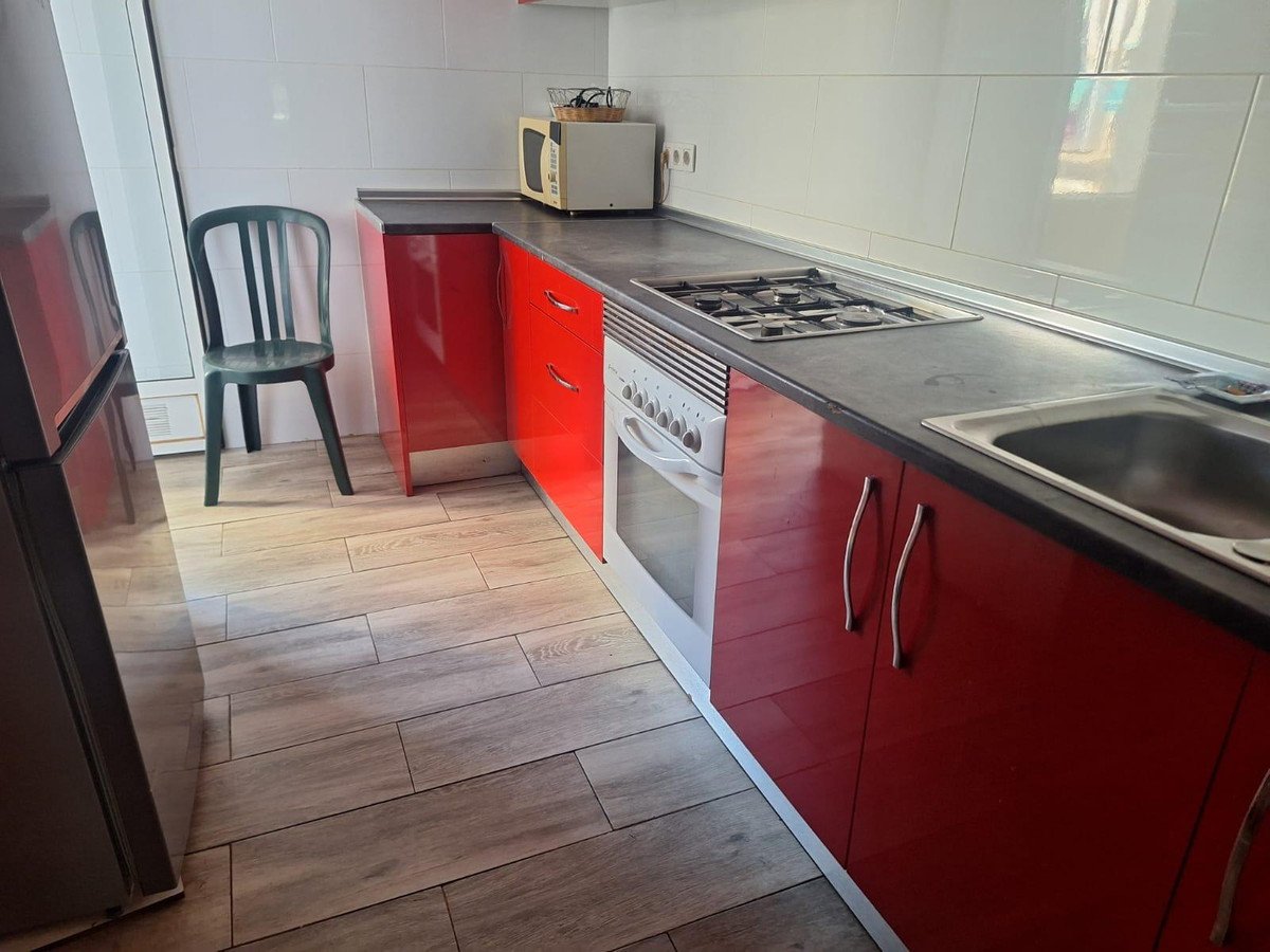 3 Bed Middle Floor Apartment in Alicante