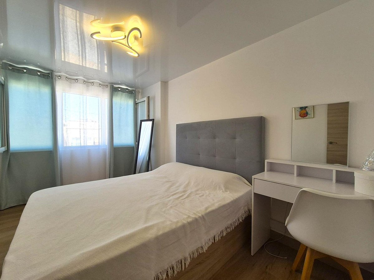 2 Bed Middle Floor Apartment in Alicante