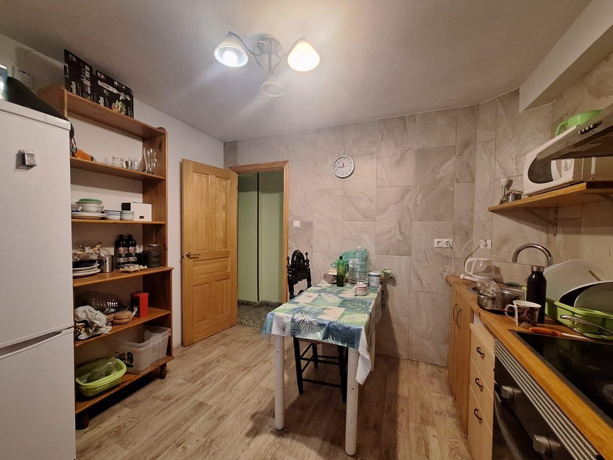 3 Bed Middle Floor Apartment in Alicante