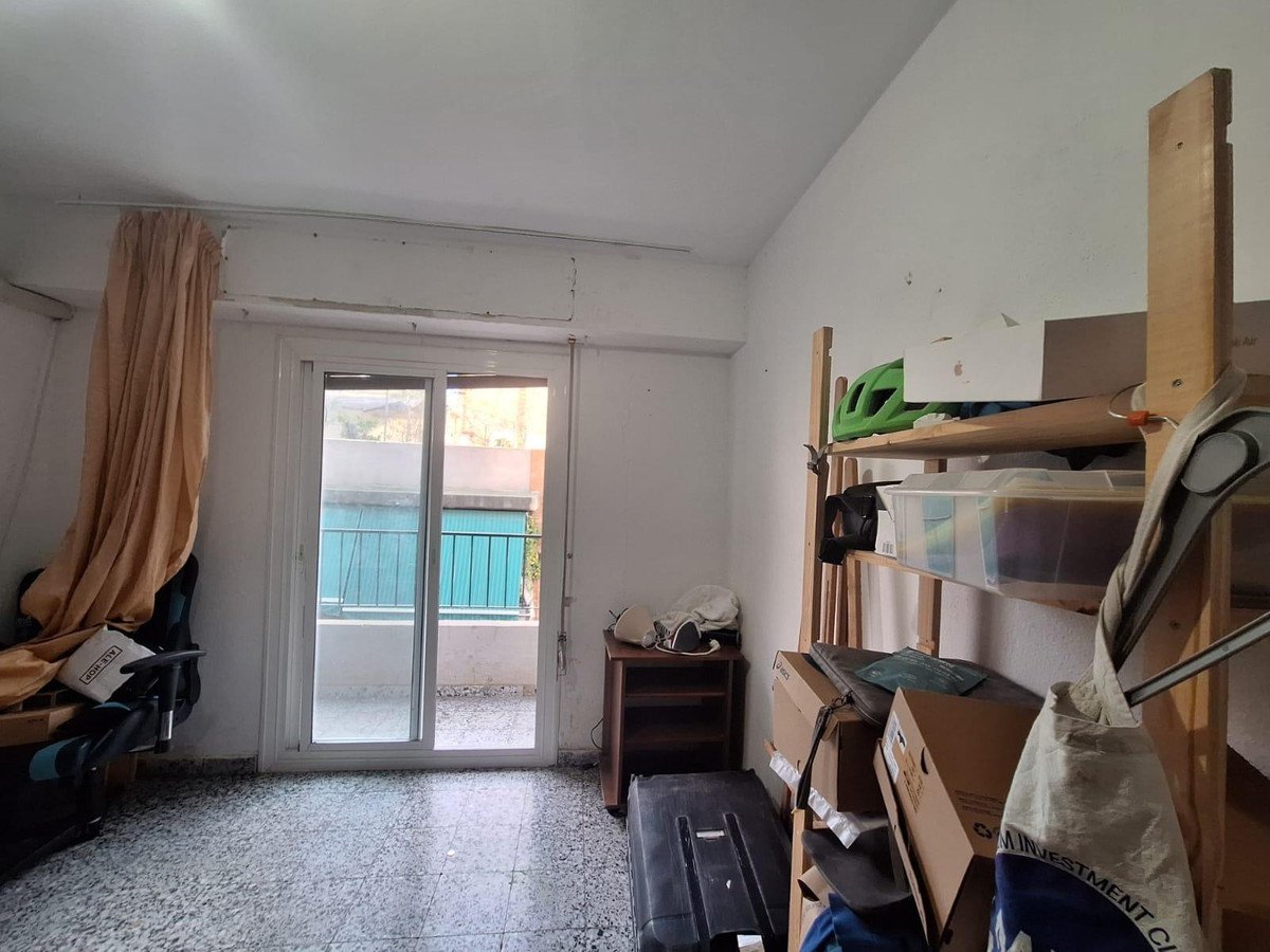 3 Bed Middle Floor Apartment in Alicante