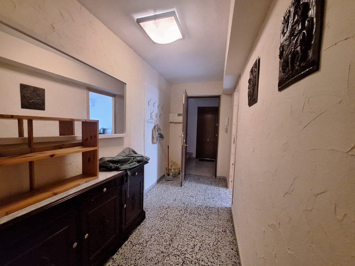 3 Bed Middle Floor Apartment in Alicante