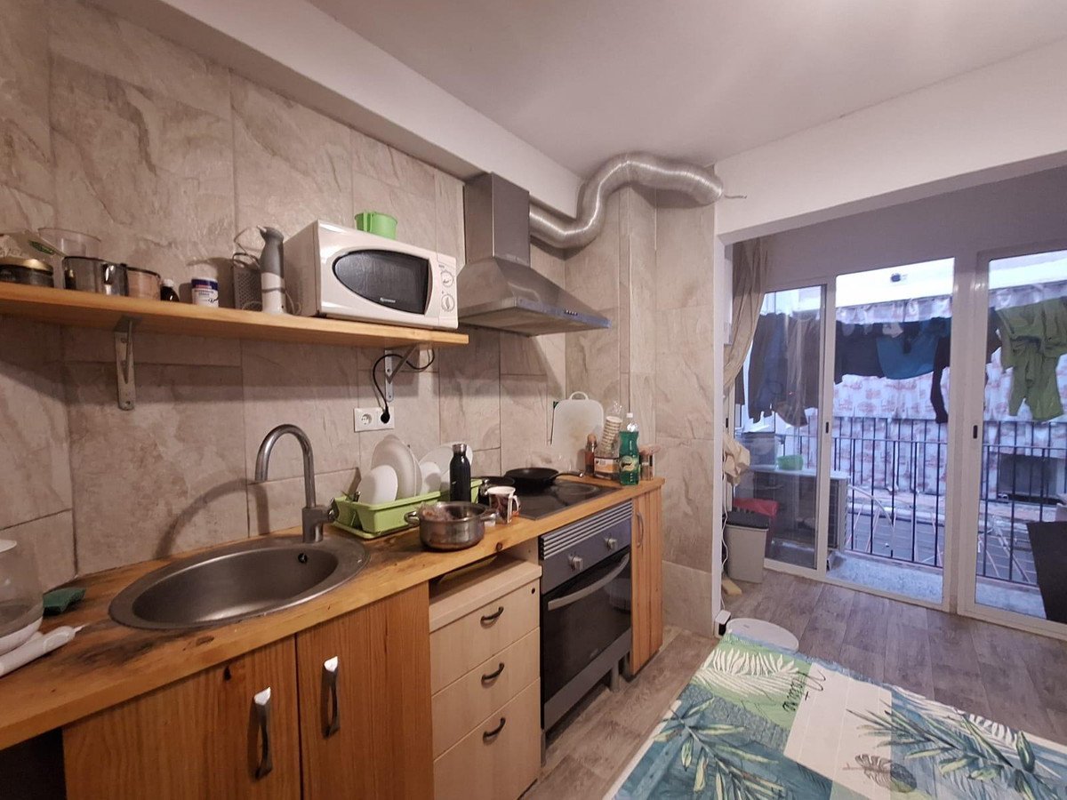 3 Bed Middle Floor Apartment in Alicante