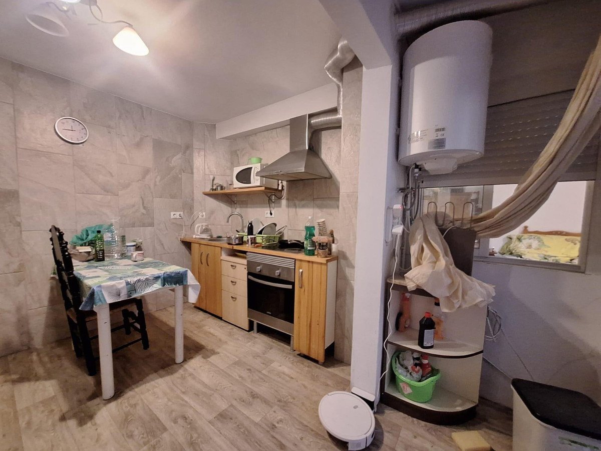 3 Bed Middle Floor Apartment in Alicante