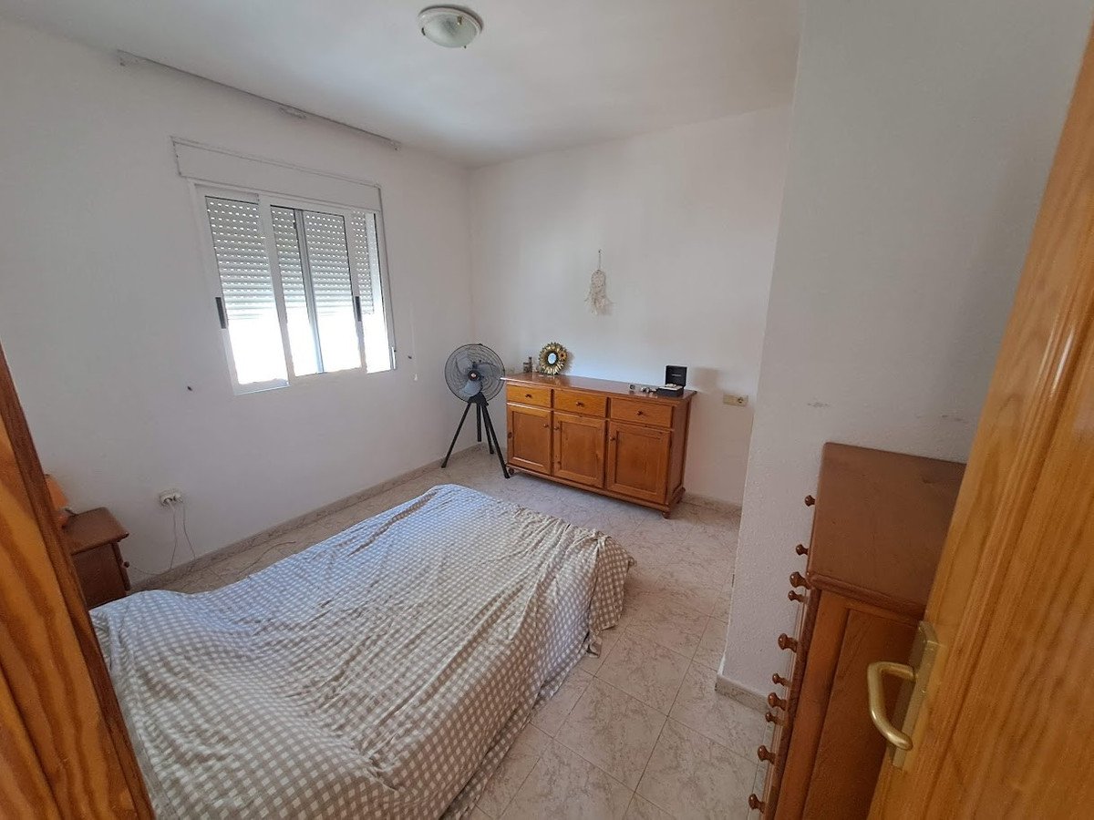 2 Bed Middle Floor Apartment in La Mata