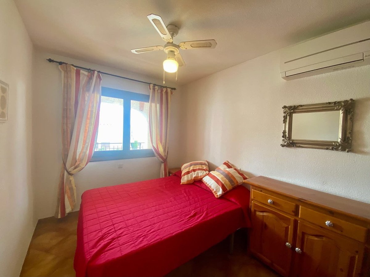 2 Bed Middle Floor Apartment in Cabo Roig